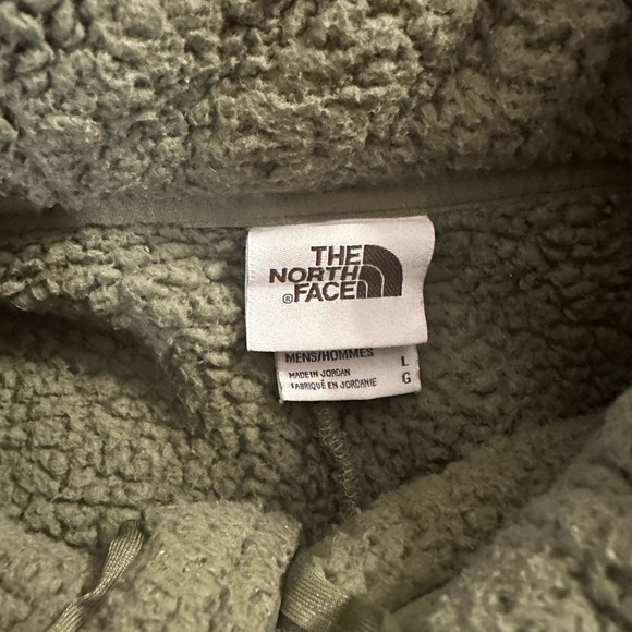 Men’s Northface Sherpa coat - Picture 2 of 3